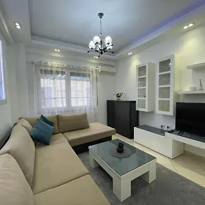 New Bazaar-apartment 2 Appartamento Tirana